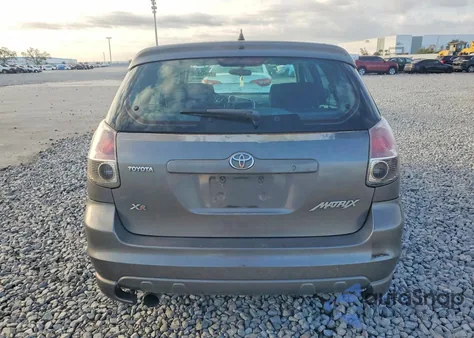 2005 Toyota Corolla Matrix Xr z USA, uszkodzony, nr VIN 2T1KR32E55C346471